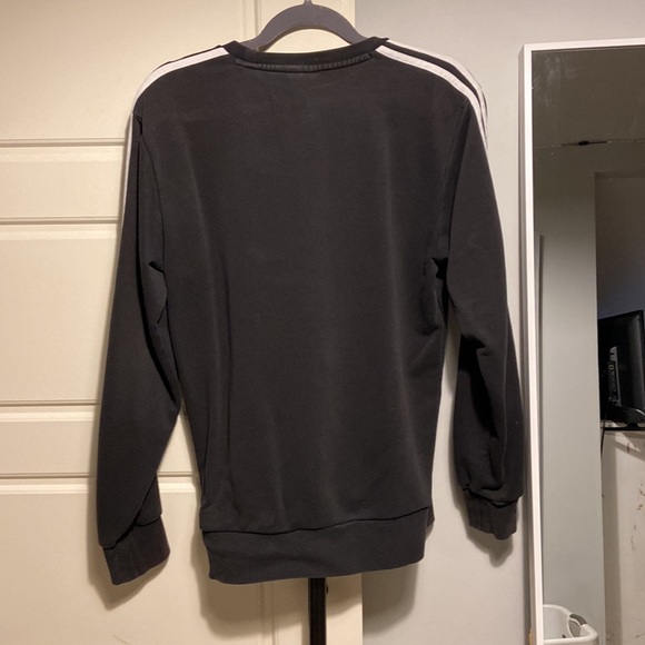 Adidas crewneck - Picture 3 of 5